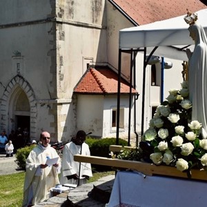 Posveta župljana i župe Tuhelj Bezgrešnom Srcu Marijinom 
